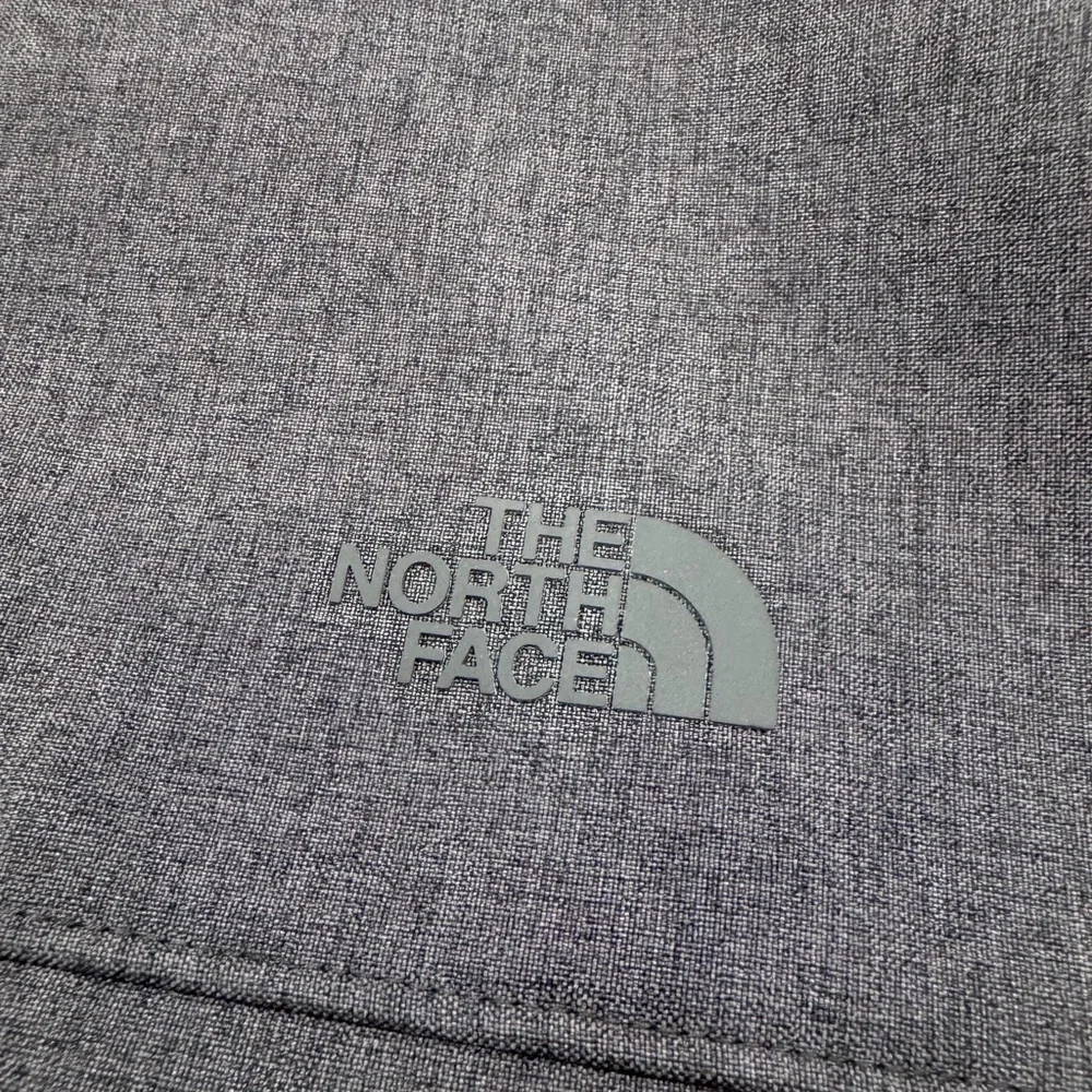 The North Face Women’s Large Heather Gray Soft Shell Jacket Fleece Lined